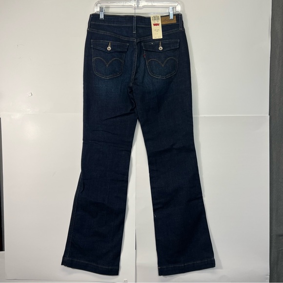 NWT Levi’s Demi Curve Classic Flare Dark Wash Denim Jeans Size 8 - Picture 2 of 13